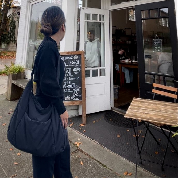 =GEN 'AYCC' All You Can Carry Nylon Black Puff Crossbody Bag - Picture 2 of 16